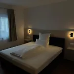 Ayhan Hotel 3*