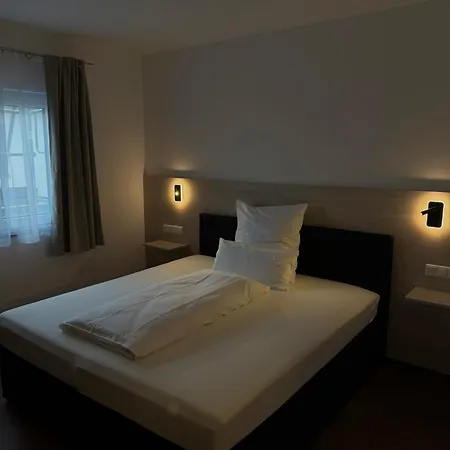 Ayhan Hotel 3*