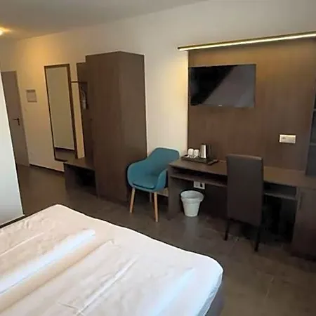 Ayhan Hotel 3*